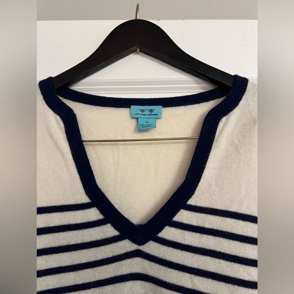 Tuckernuck Two Bees 100% Cashmere Striped Anchor Tunic Ivory/Navy/Red Size M - Picture 6 of 12